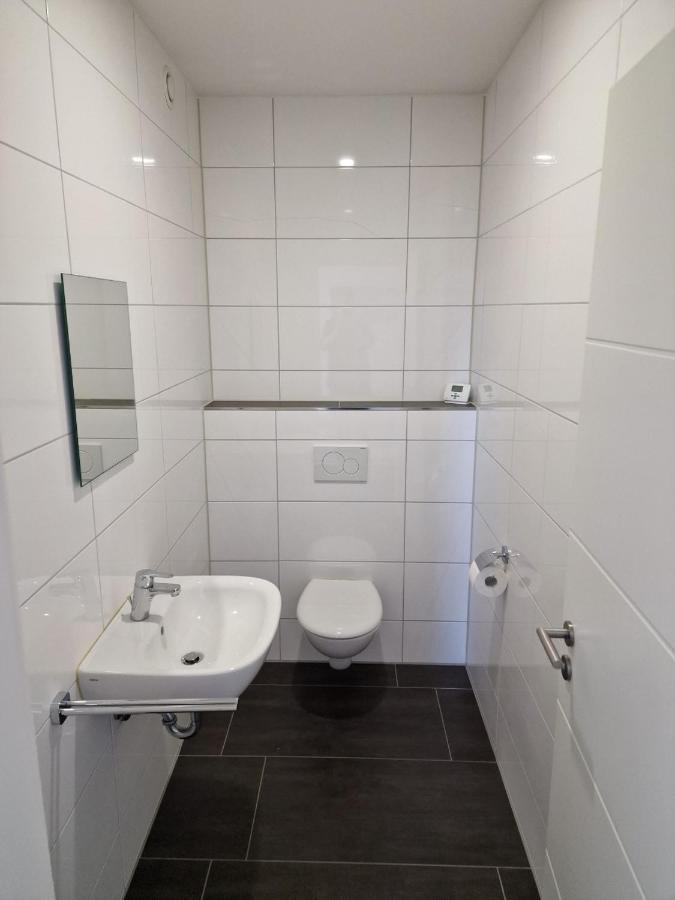 Exklusive Ferienwohnung In Lingen Holthausen 2Zim, 2Badez,Kueche,Balkon,Waschmaschine Exterior photo